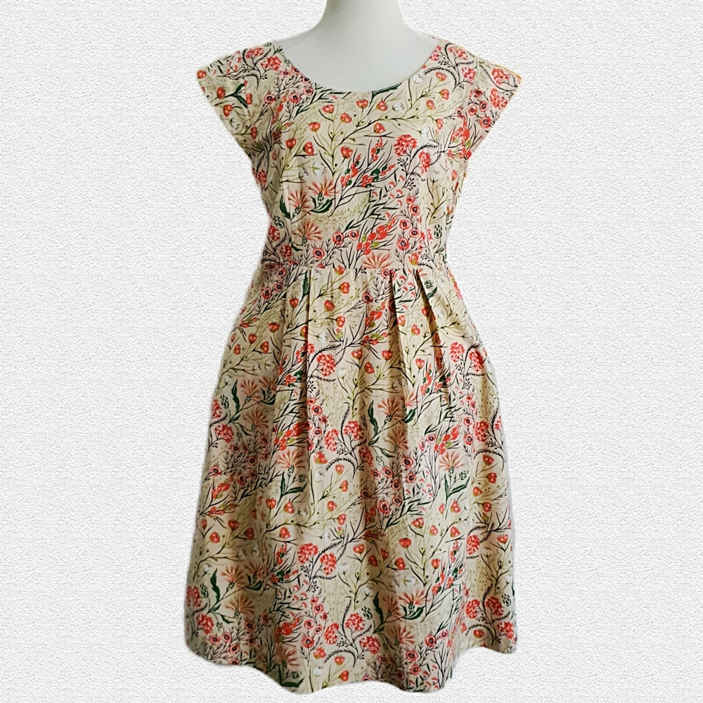 MahaShe Size 16 Cream Cap Sleeve Fit and Flare Dress with Pockets NWOT - Picture 2 of 13